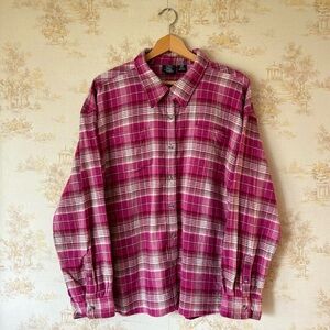Vintage City Girl Country Girl pink plaid flannel long sleeve button down shirt